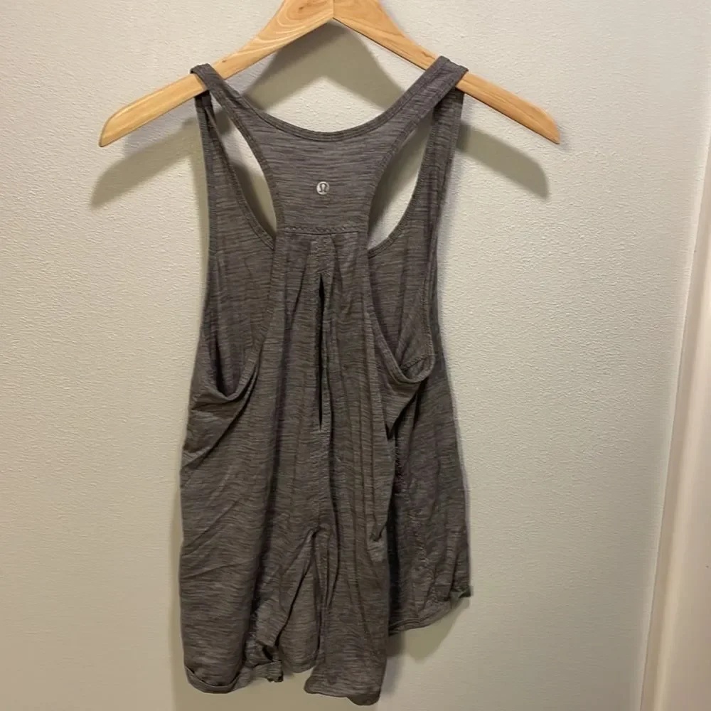 LULULEMON Athletica woman’s grey tank top